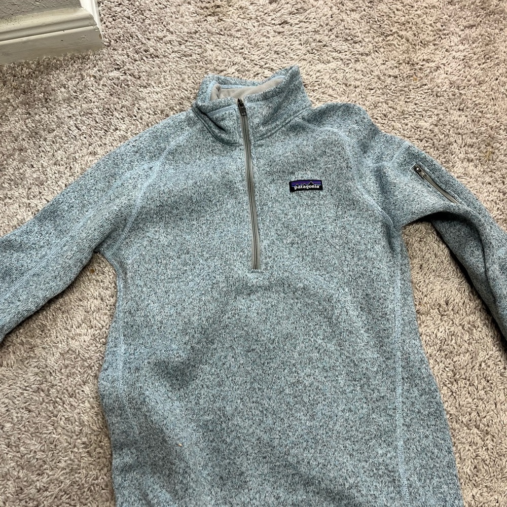 Patagonia Light Gray Quarter-Zip Fleece
